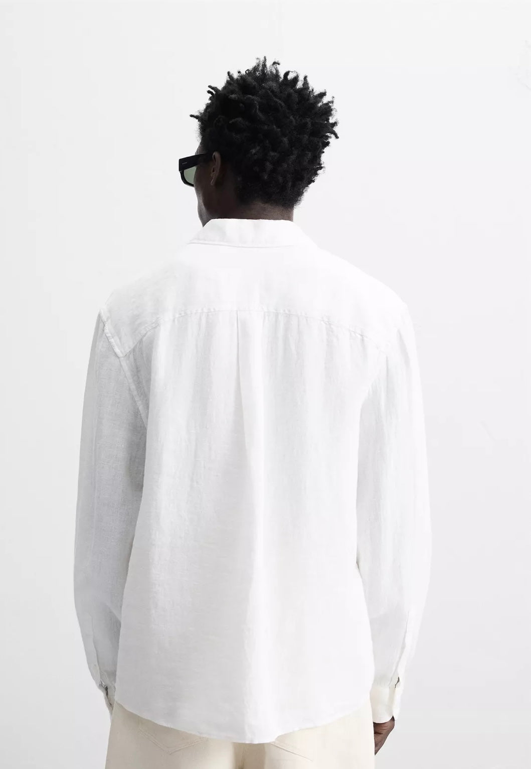 THE CLASSIC WHITE